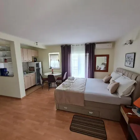 Bosnjak * Σίμπενικ